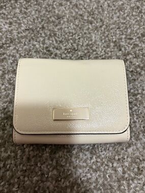Kate Spade Bridget Crinkle Patent Small Wallet